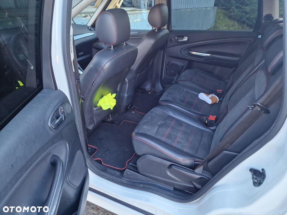 Ford S-Max 2.0 TDCi DPF Titanium - 29