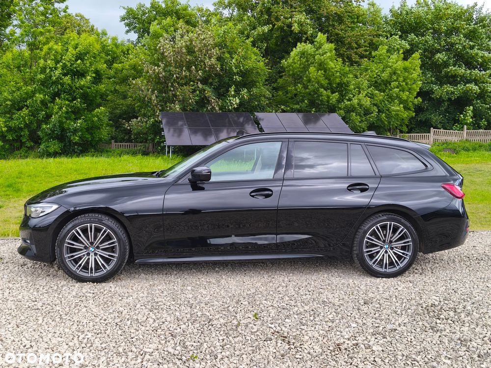 BMW Seria 3 320d Edition M Sport Shadow - 12