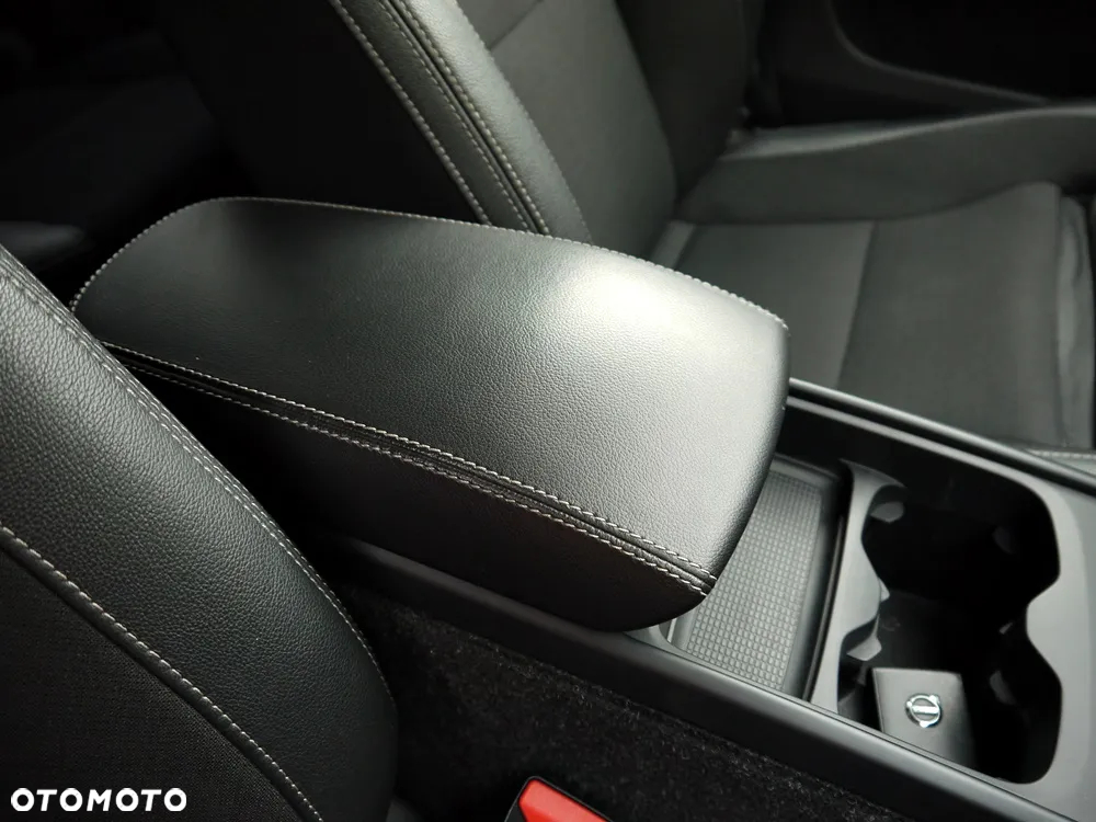 Volvo XC 40 T3 Momentum - 30