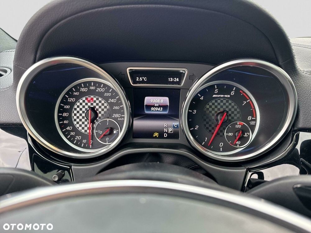 Mercedes-Benz GLE AMG Coupe 43 4-Matic - 12
