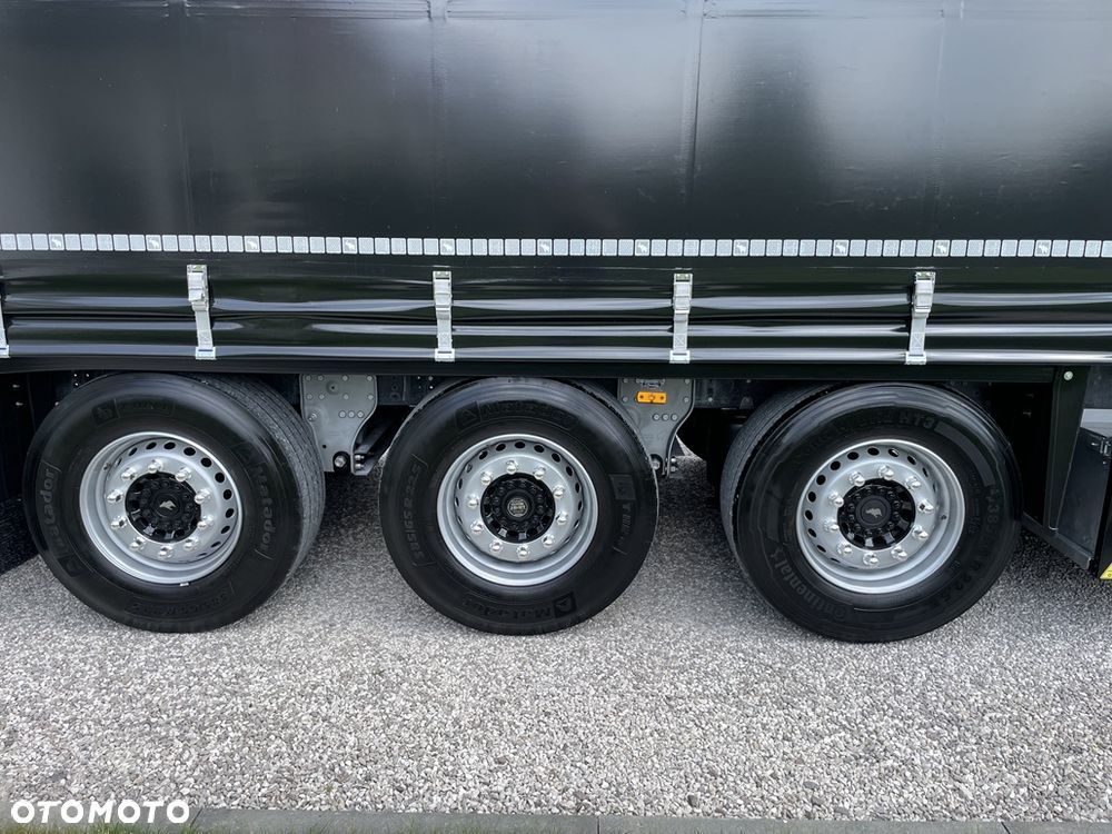 Schmitz Cargobull 2017**STANDARD**OŚ.POD**PALECIARA**JAK NOWA - 12