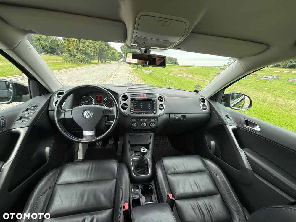 Volkswagen Tiguan 1.4 TSI Sport&Style - 11