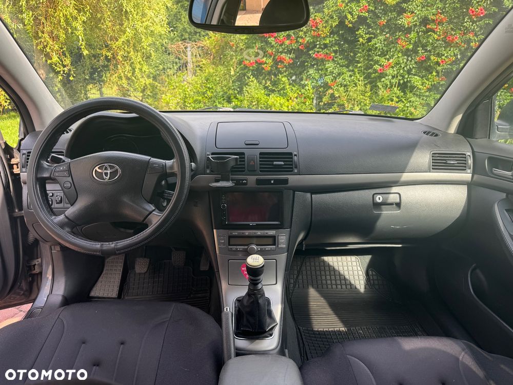 Toyota Avensis 2.0 D-4D Luna - 5