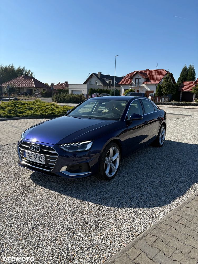 Audi A4 - 1