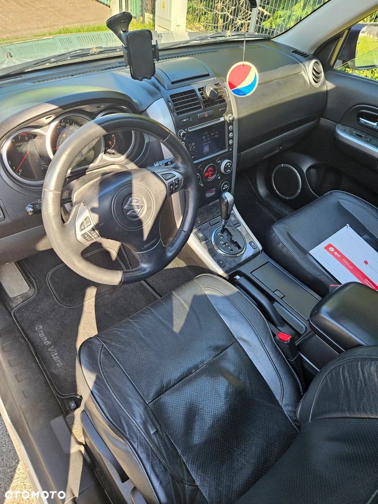 Suzuki Grand Vitara - 8