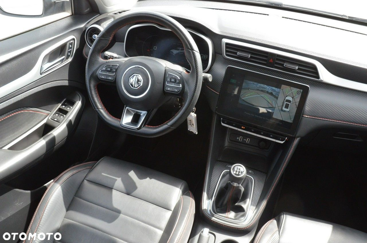 MG ZS - 20