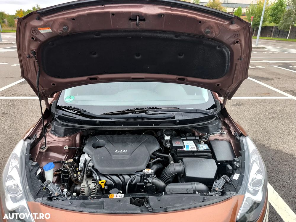 Hyundai i30 blue 1.6 GDI Trend - 10