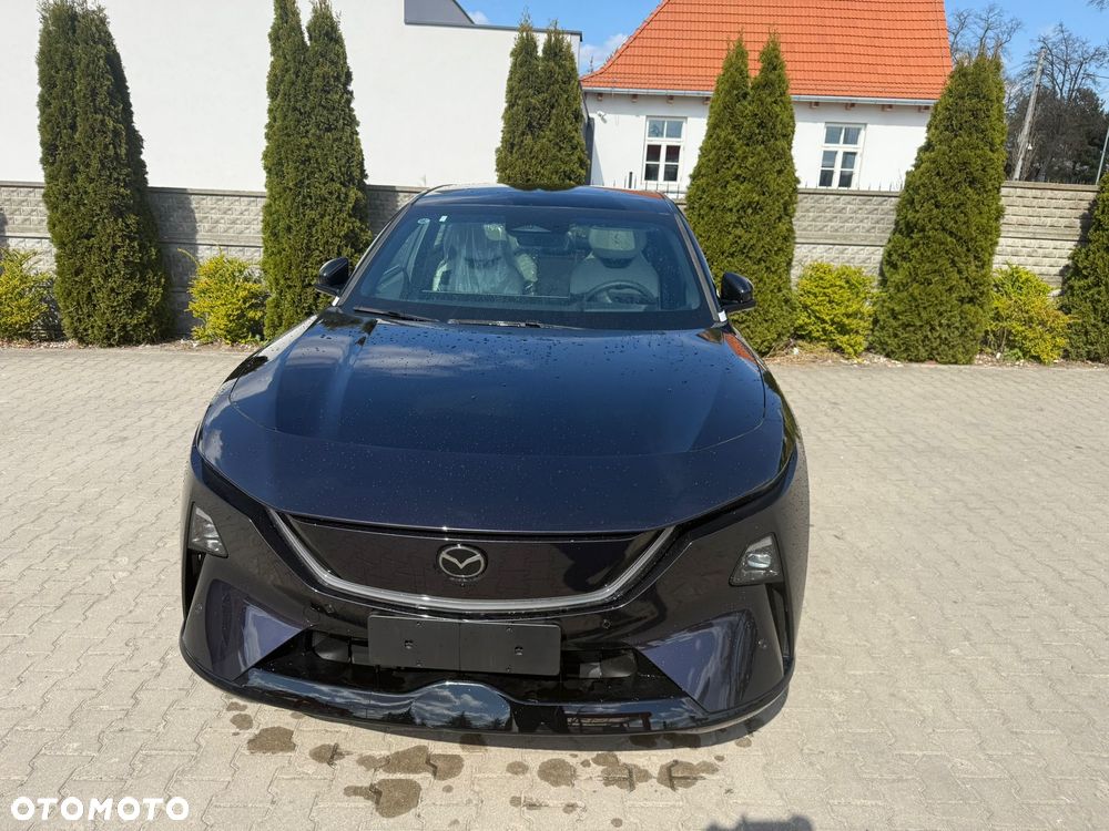 Mazda EZ-60 - 3