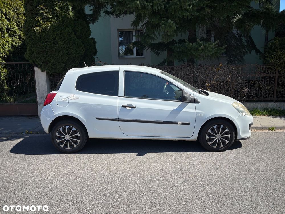 Renault Clio 1.5 dCi Expression - 2