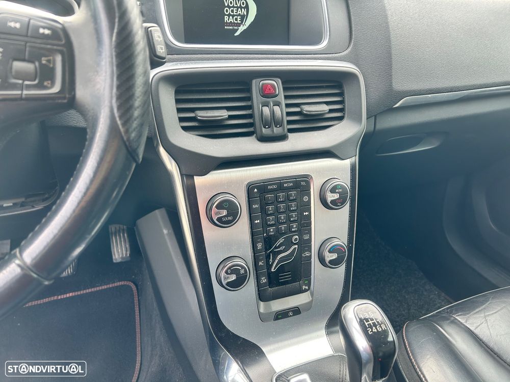 Volvo V40 D2 Ocean Race - 8