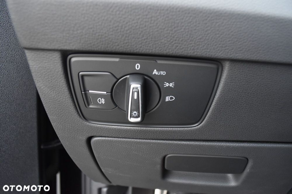 Volkswagen Arteon 2.0 TDI Elegance DSG - 29