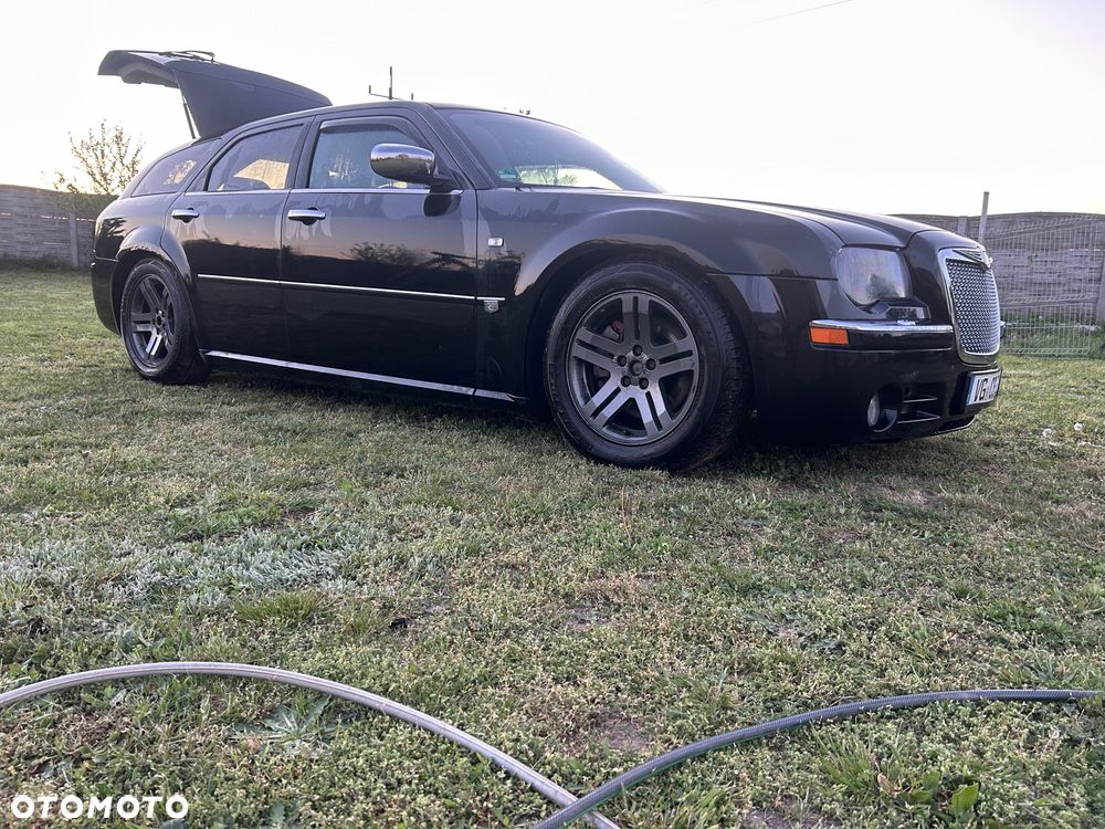 Chrysler 300C - 8