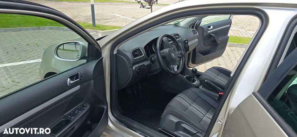 VOLKSWAGEN Golf 2013 — imagine 5