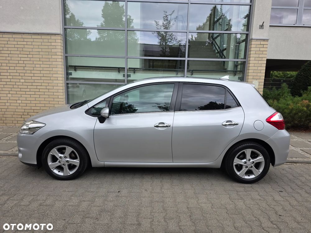 Toyota Auris - 4
