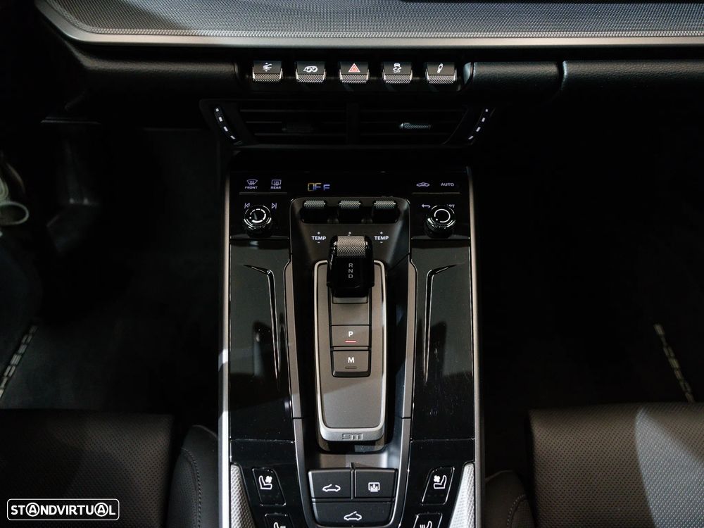 Porsche 911 (992) Carrera S - 25