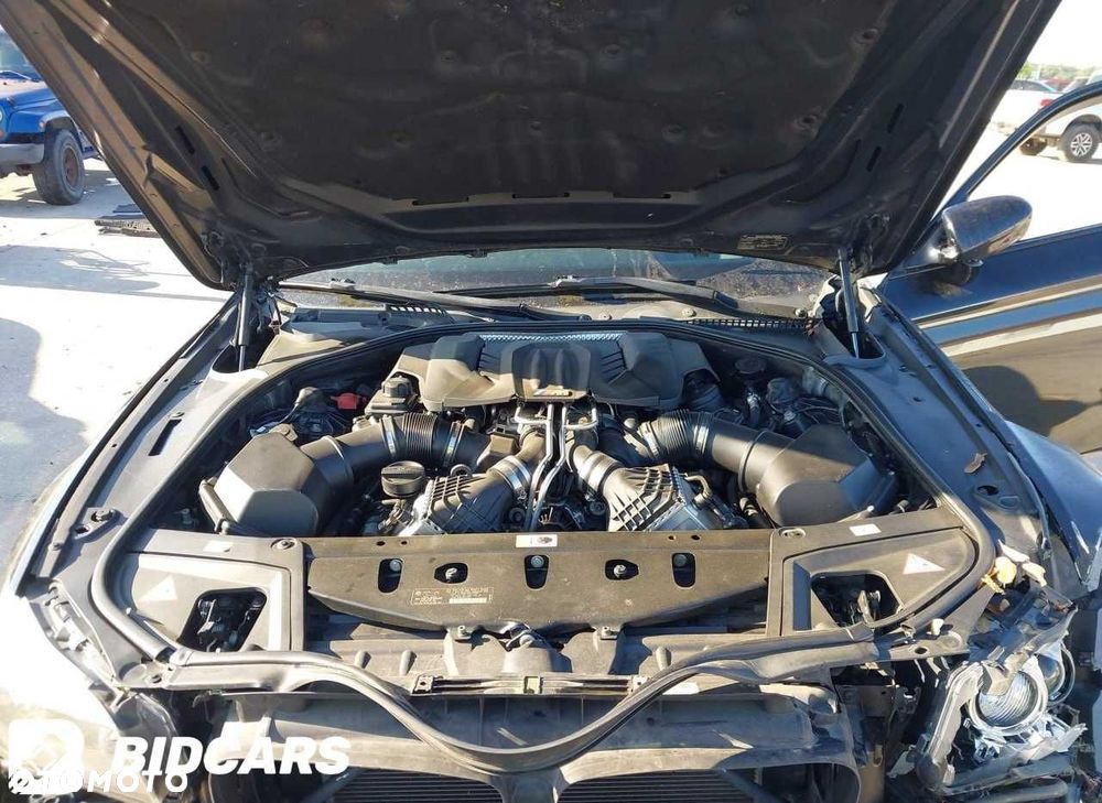 Części do BMW M5 2014, 4.4L RWD, wersja USA. - 10
