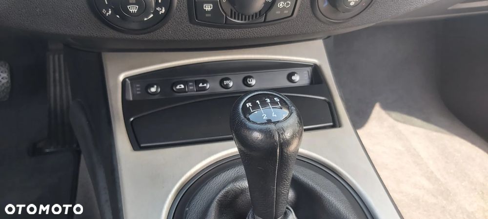 BMW Z4 2.2i - 34