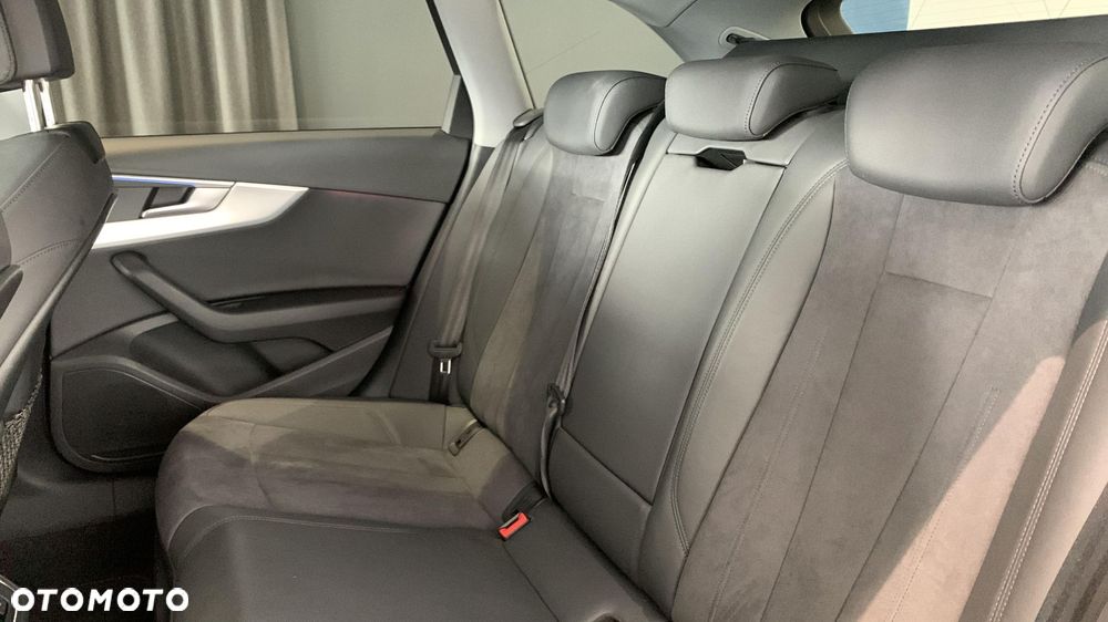 Audi A4 Allroad - 16