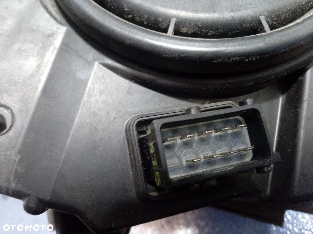 OPEL ZAFIRA C REFLEKTOR PRAWY LAMPA PRZEDNIA EU 39009022 - 5