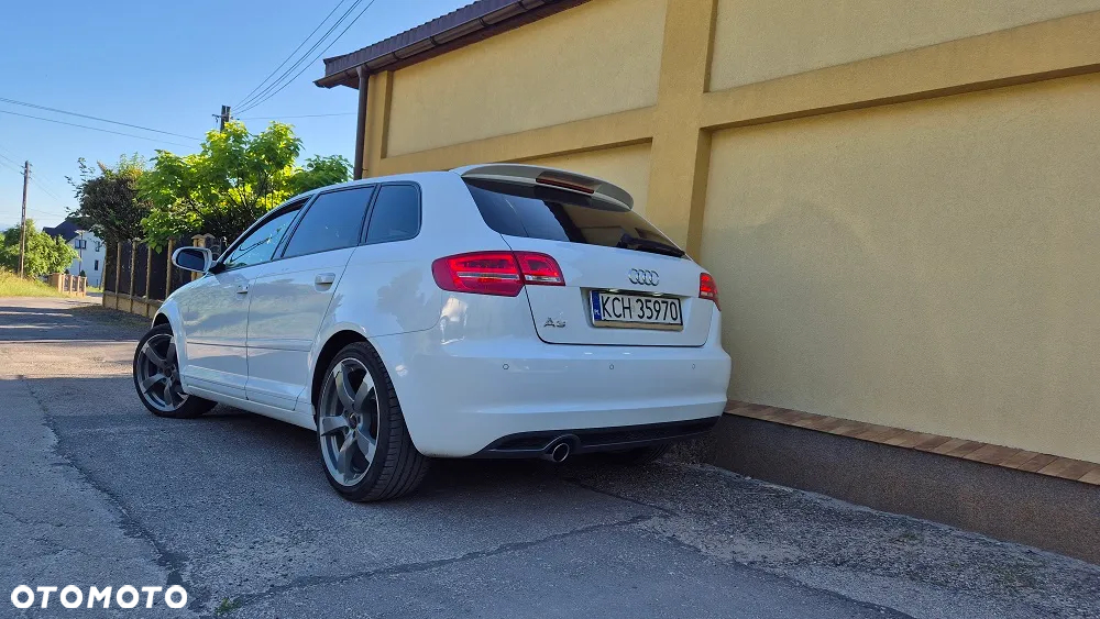 Audi A3 1.6 Sportback S line Sportpaket (plus) - 18