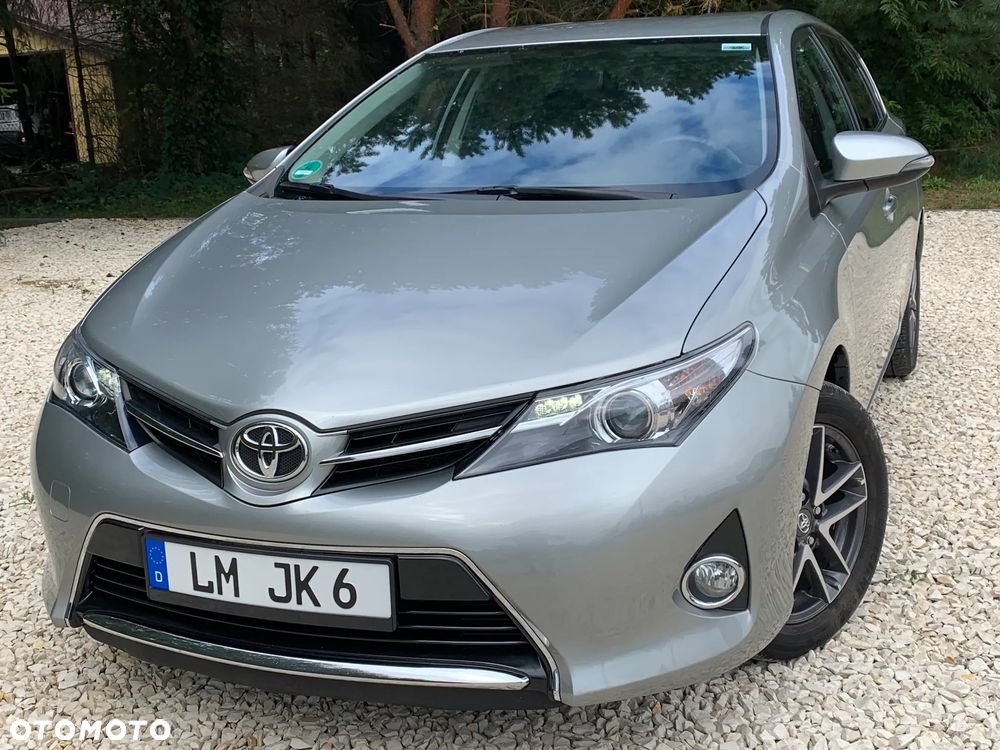 Toyota Auris 1.6 Prestige - 2