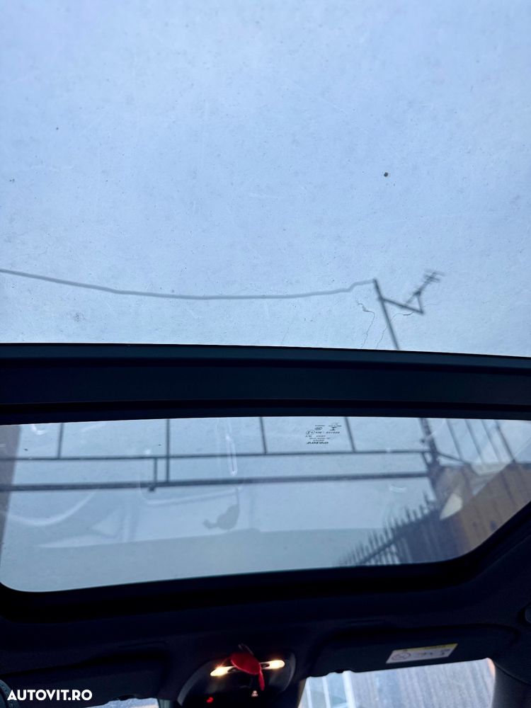 Volvo XC 40 D4 AWD R-Design - 9