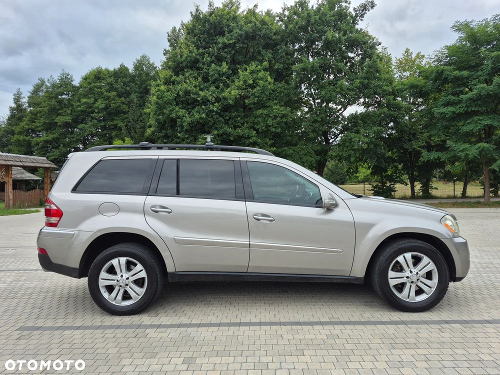 Mercedes-Benz GL 450 4Matic 7G-TRONIC - 38