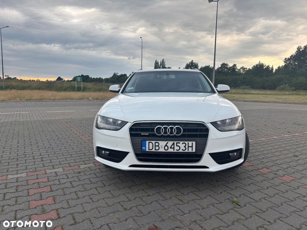 Audi A4 Avant 2.0 TDI quattro - 10
