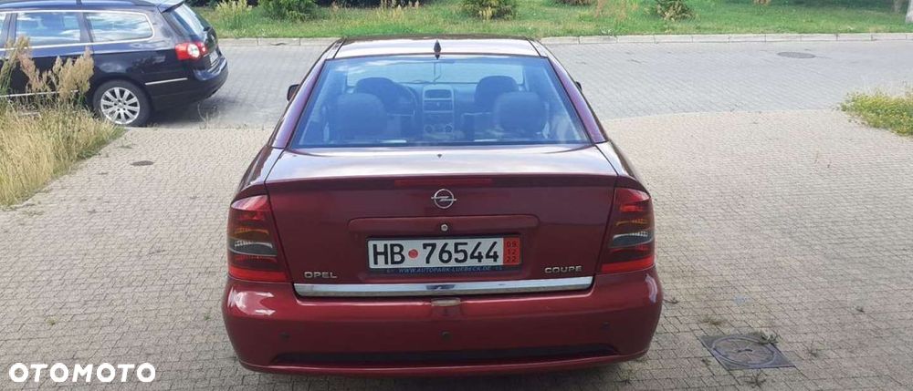 Opel Astra - 4