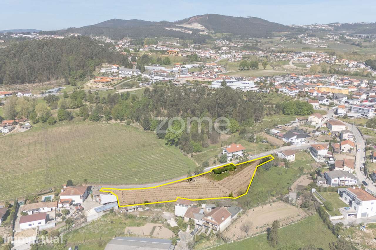 Terreno com moradia para reconstrução - Grande imagem: 4/12