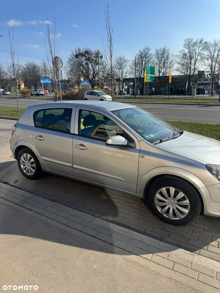 Opel Astra 1.6 Edition - 1