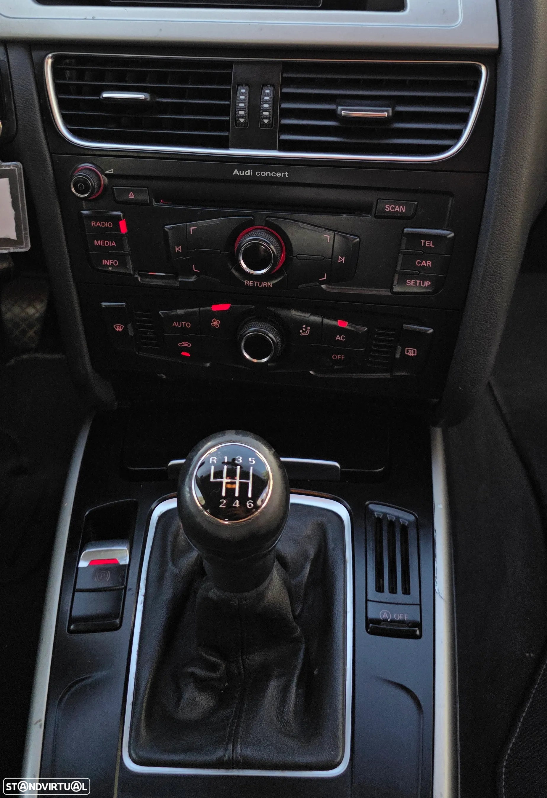 Audi A4 2.0 TDI Business Line Advance - 13
