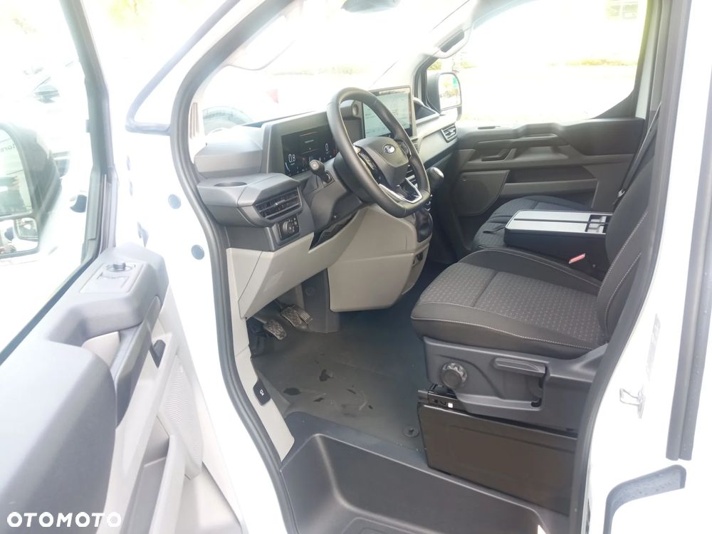 Ford Transit - 8