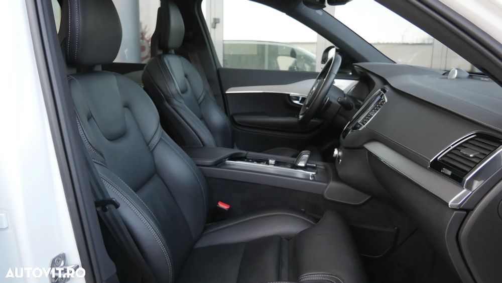 Volvo XC 90 T8 AWD Recharge Geartronic RDesign - 19
