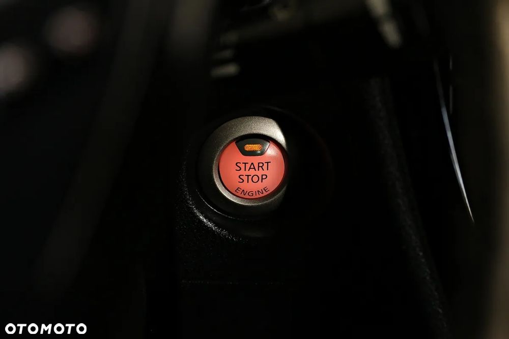 Nissan Juke 1.6 Xtronic Tekna - 27