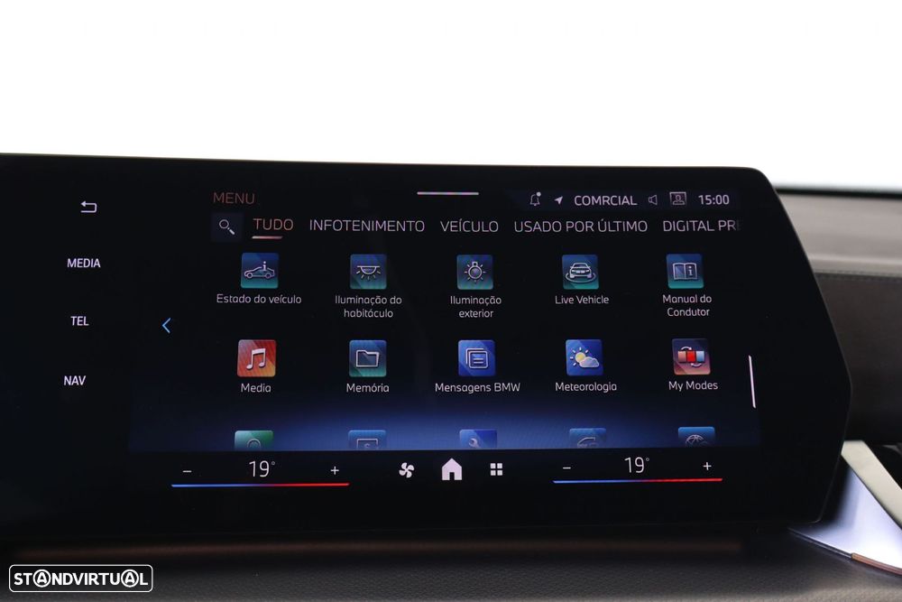 BMW iX2 eDrive20 Pack Desportivo M - 45