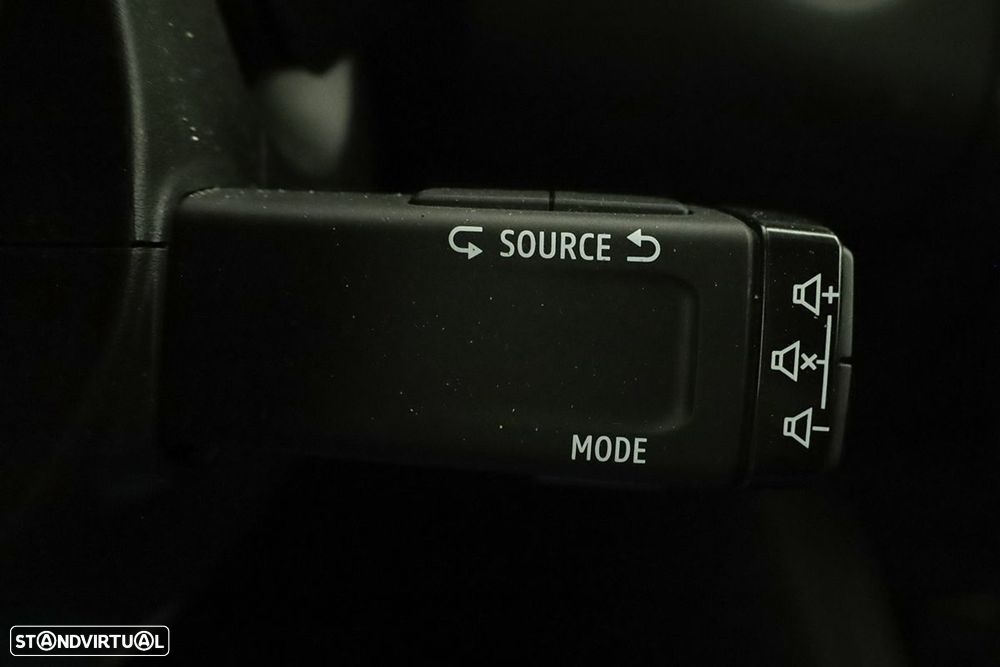 Renault Captur 1.0 TCe Techno Bi-Fuel - 19