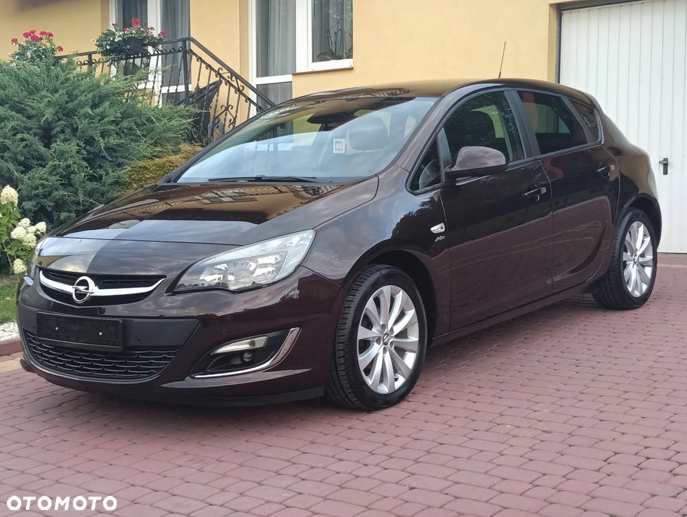 Opel Astra 1.4 Turbo - 1
