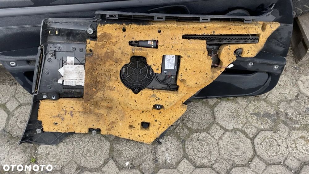 TAPICERKA LEWY TYŁ BMW E92 E93 - 2