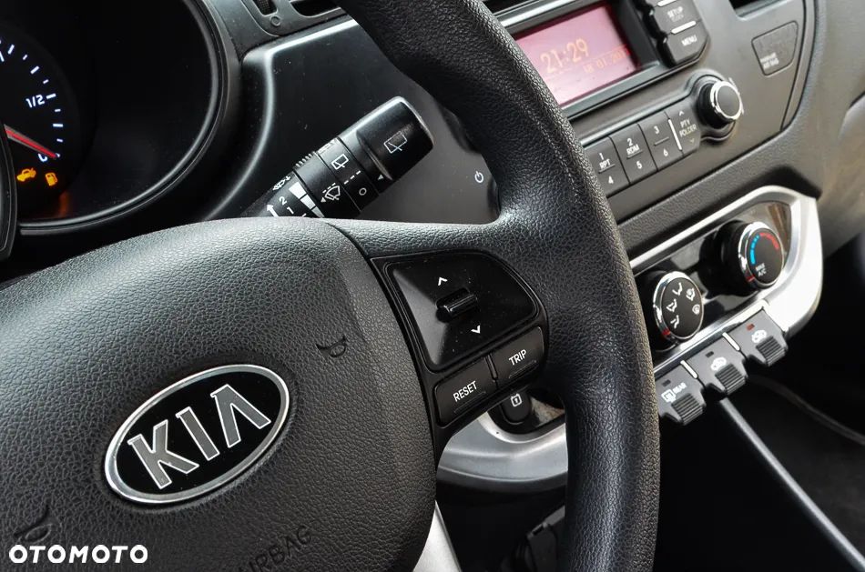 Kia Rio 1.4 Spirit - 28