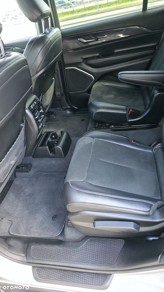 Jeep Grand Cherokee ver-3-6-v6-pentastar-4wd-automatik-laredo - 19