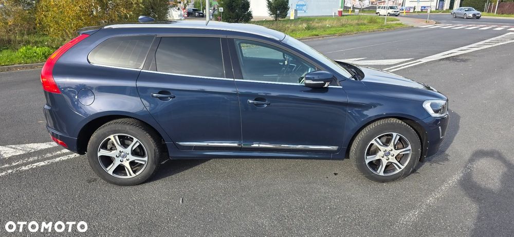 Volvo XC 60 D4 Drive-E Momentum - 18
