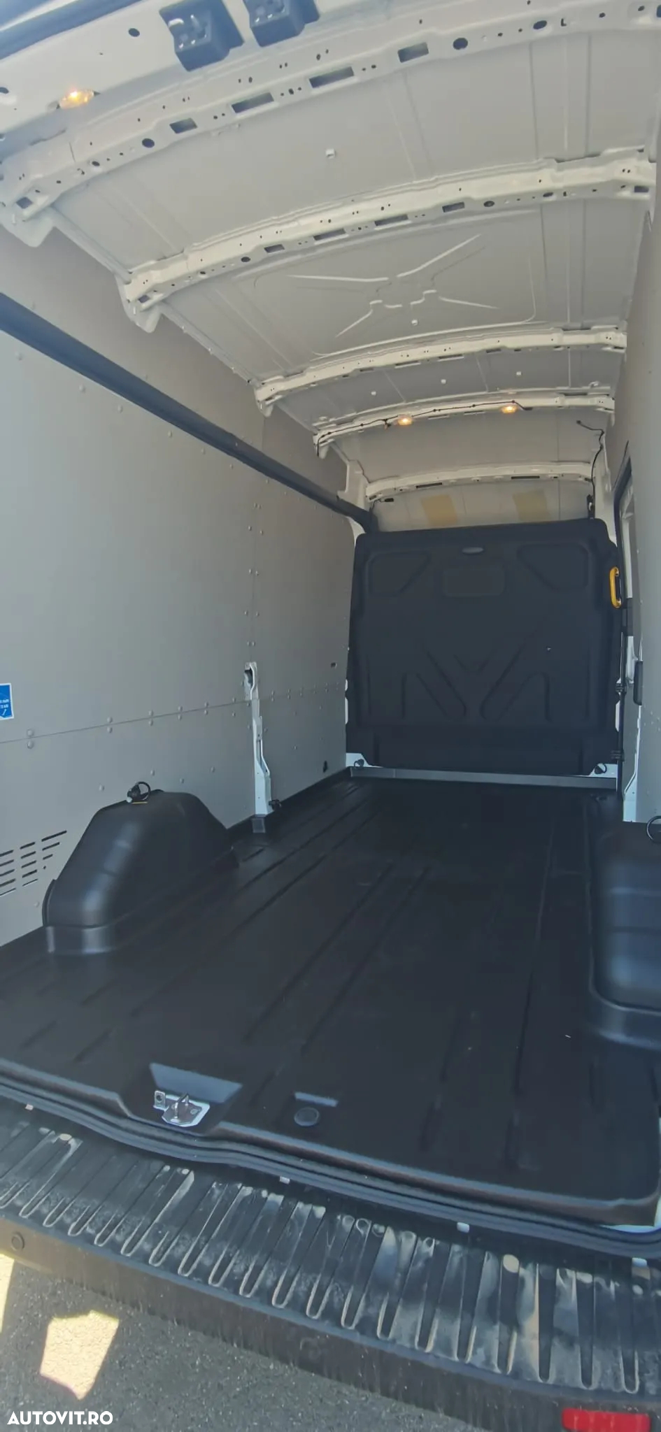 Ford TRANSIT VAN 11.5 MC - 8