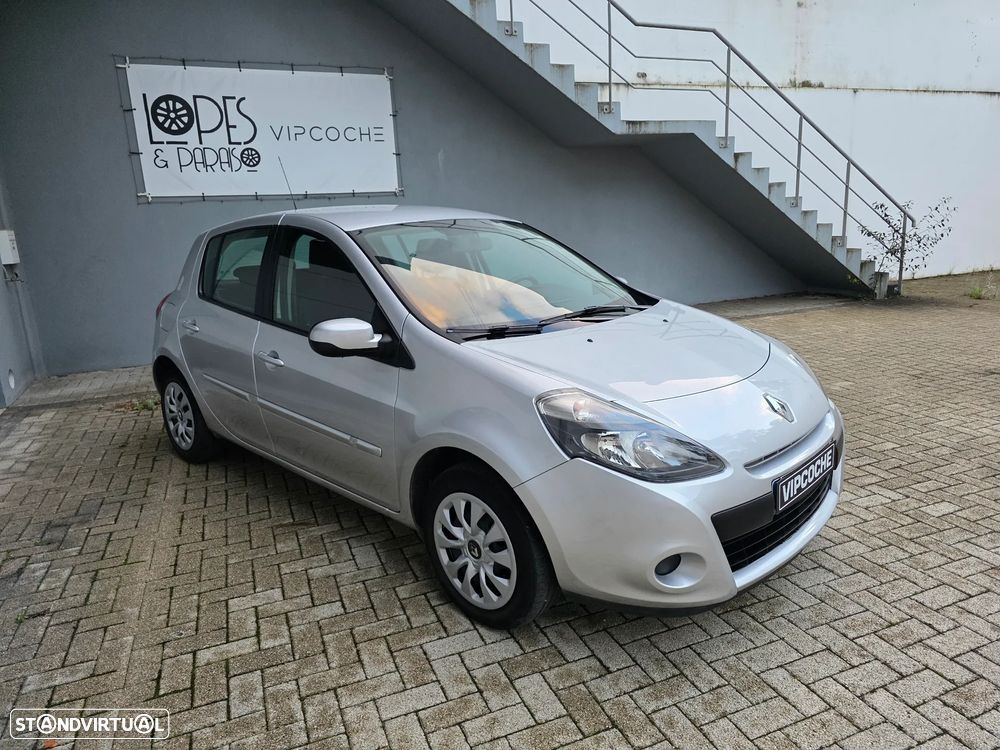 Renault Clio 1.2 16V Dynamique - 11