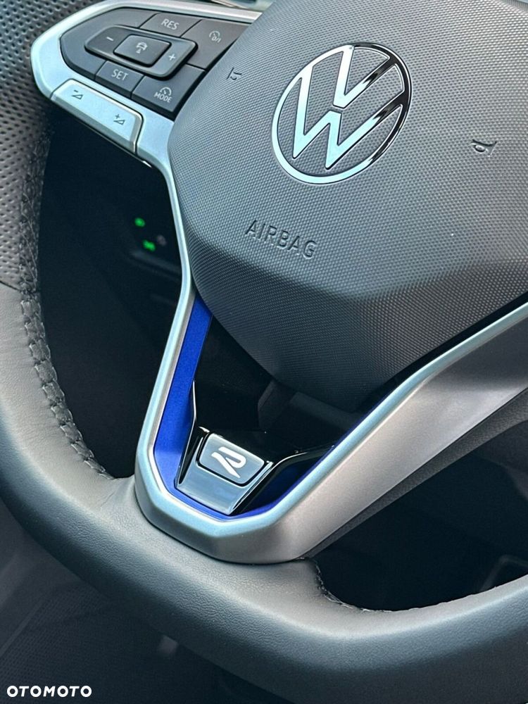 Volkswagen Touareg - 33