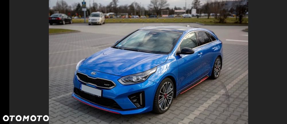 Kia ProCeed - 10