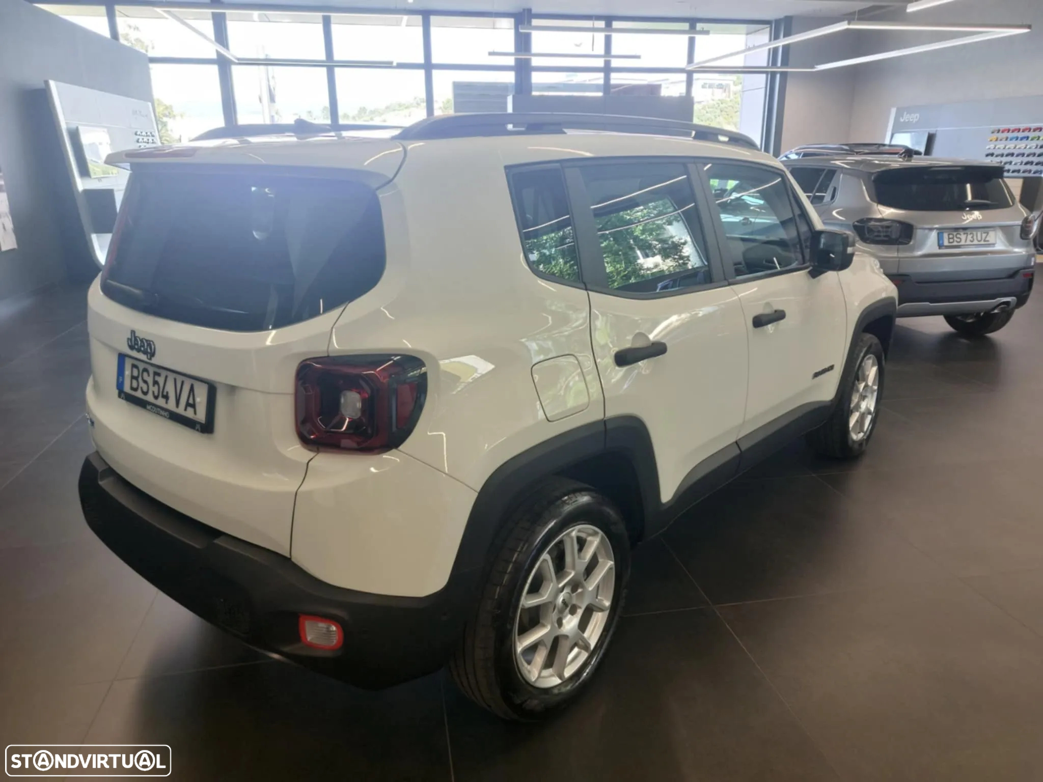 Jeep Renegade 1.3 TG 4Xe Altitude - 4