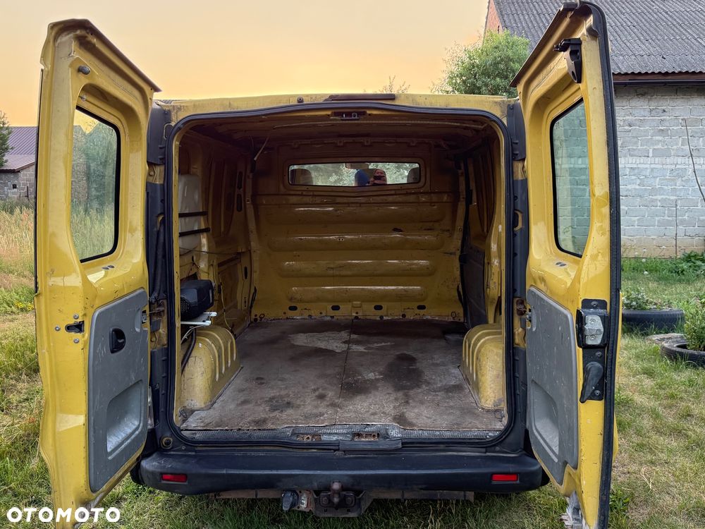 Opel Vivaro - 9