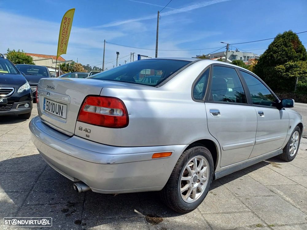 Volvo S40 1.6 - 4
