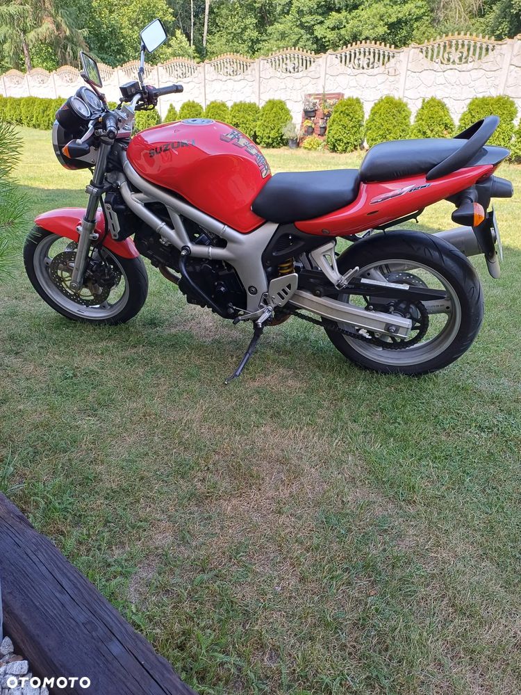 Suzuki SV - 8